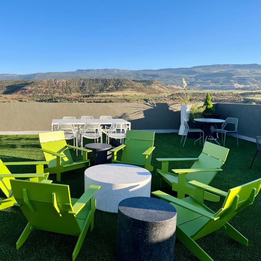 טורי Skyview Hotel מראה חיצוני תמונה
